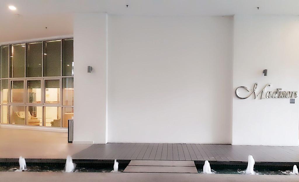 Regalia Suites By Ihost Kuala Lumpur Dış mekan fotoğraf